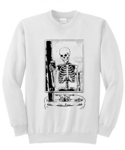 SKELFIE Skeleton taking a Selfie Sweatshirt