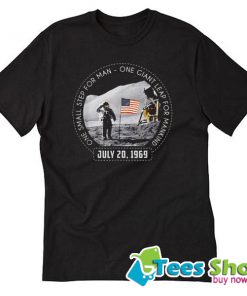 One Small Step For Man One Giant Leap For Mankind Austranaut American Flag T-Shirt STW