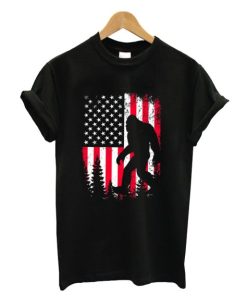 All Templa Bigfoot American Flag For 4th Of July T-Shirt AA