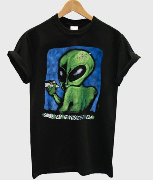 90s Distressed Smoking Alien Grunge Tshirt AA