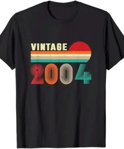 Vintage 2004 Funny 17 Years Old Boys and Girls 17th Birthday T-Shirt AA